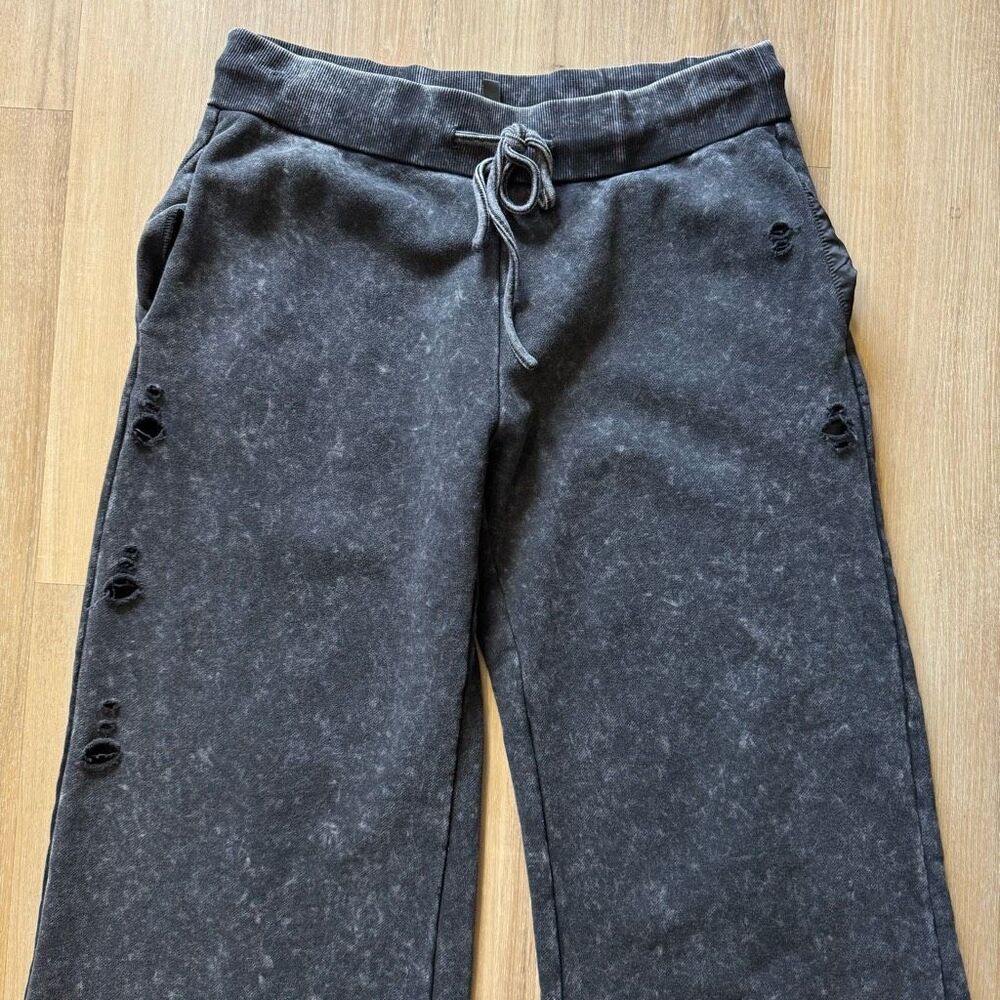 Dolls Kill Widow Death Rock Wide Leg Black Sweatpants Size Medium Edgy Emo Goth - Picture 3 of 7